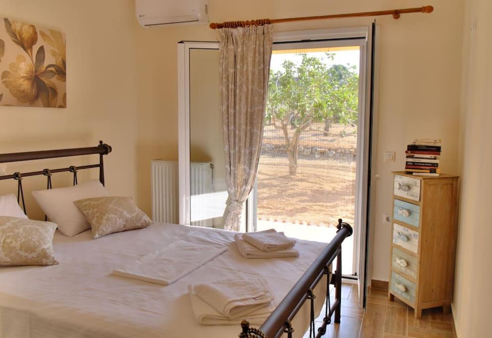 Villa Nick'S House Aegina Esterno foto