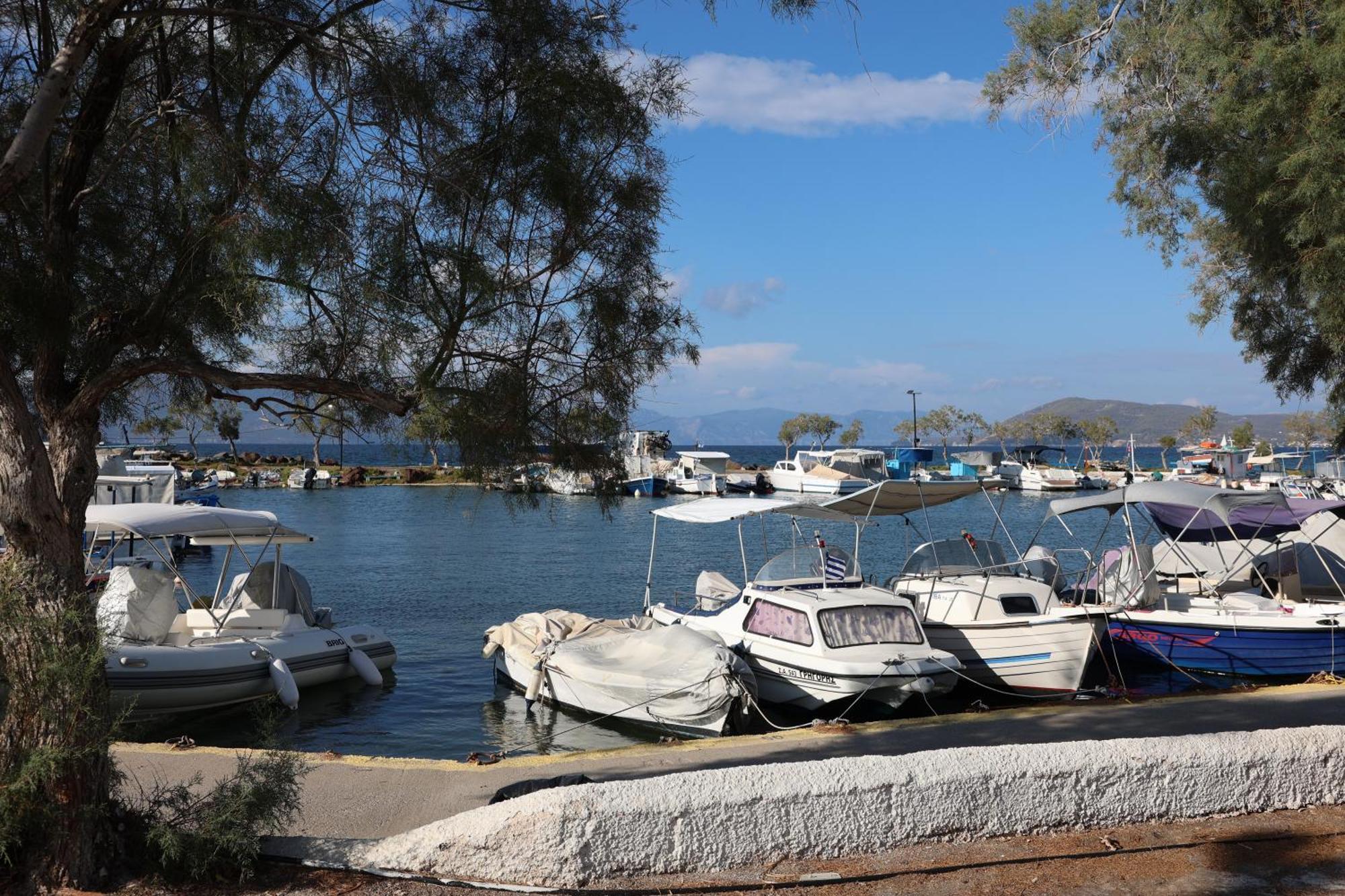 Villa Nick'S House Aegina Esterno foto